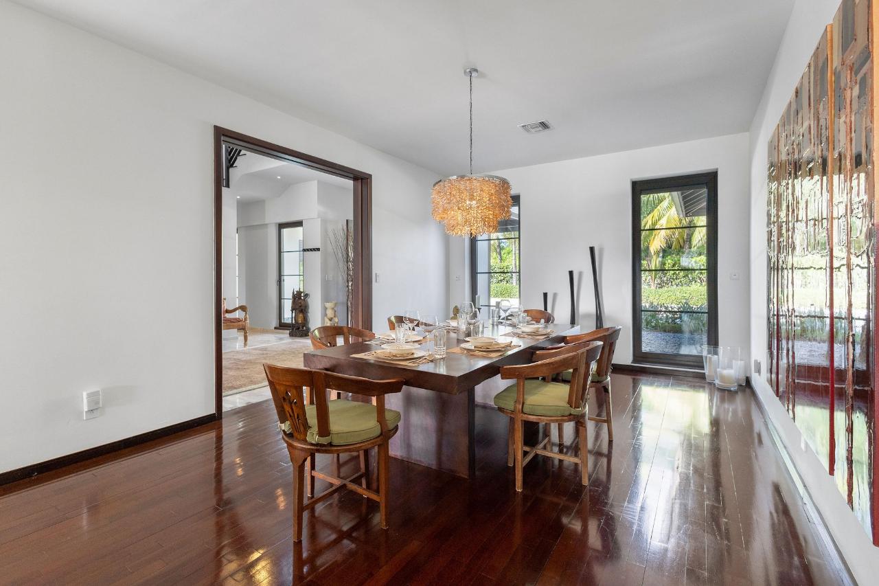 i-/Property/54780/54780-18.jpg