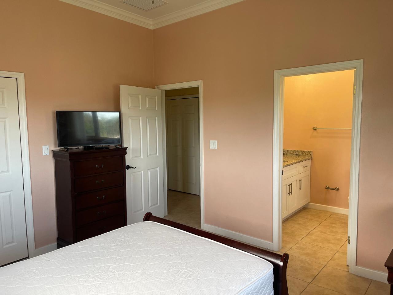 i-/Property/56470/56470-17.jpg