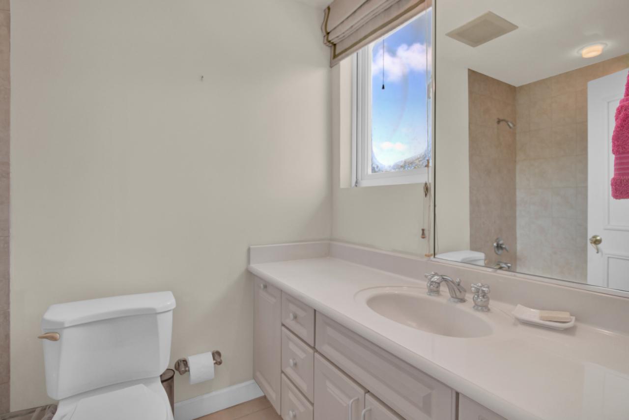 i-/Property/56894/56894-17.jpg
